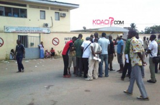 Côte d'Ivoire: Un commissariat assiégé et une partie d'Abobo paralysée par les agents de bureau de vote ! 